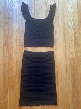 GAP Black Crochet Two-Piece Pencil Skirt Set
